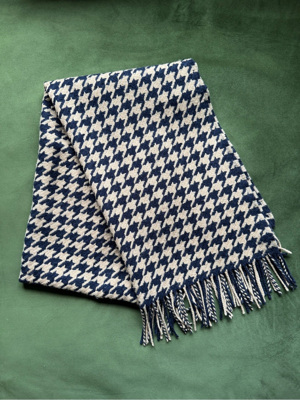Blue and Cream Houndstooth Throw -